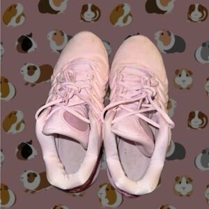 KD “Aunt Pearl” Basketball Sneakers